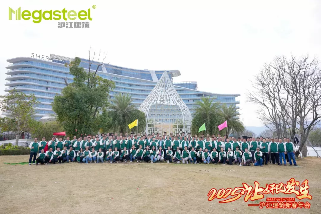 The ''flying Flowers'' Ascend With The Breeze, And The Artistry Weaves A Poem Of Its Own.